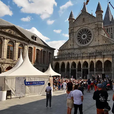 Apartamento Et Parking Privatif Le Long De L Escaut *